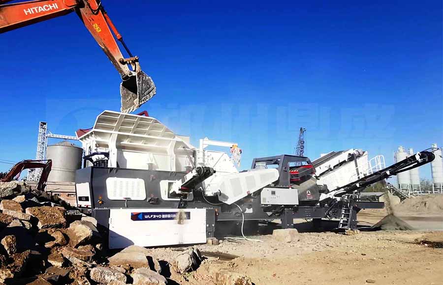 輪胎式移動破碎篩分一體車服務廊坊建築垃圾資源化利用項目（mù）